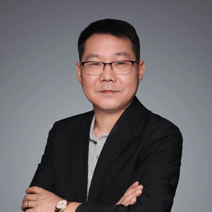 党支部书记、常务副会长--易建强