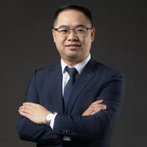 常务副会长--朱文成