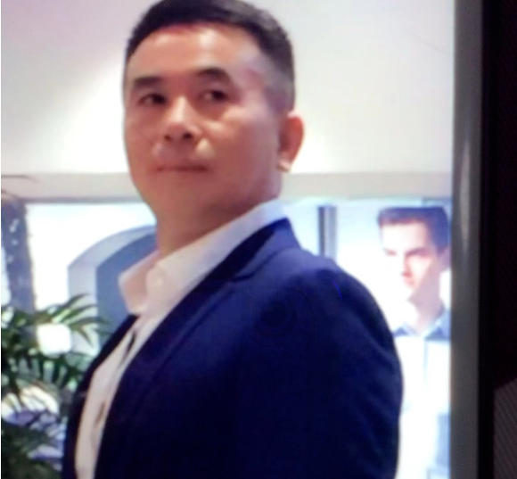 副会长--黄满雄