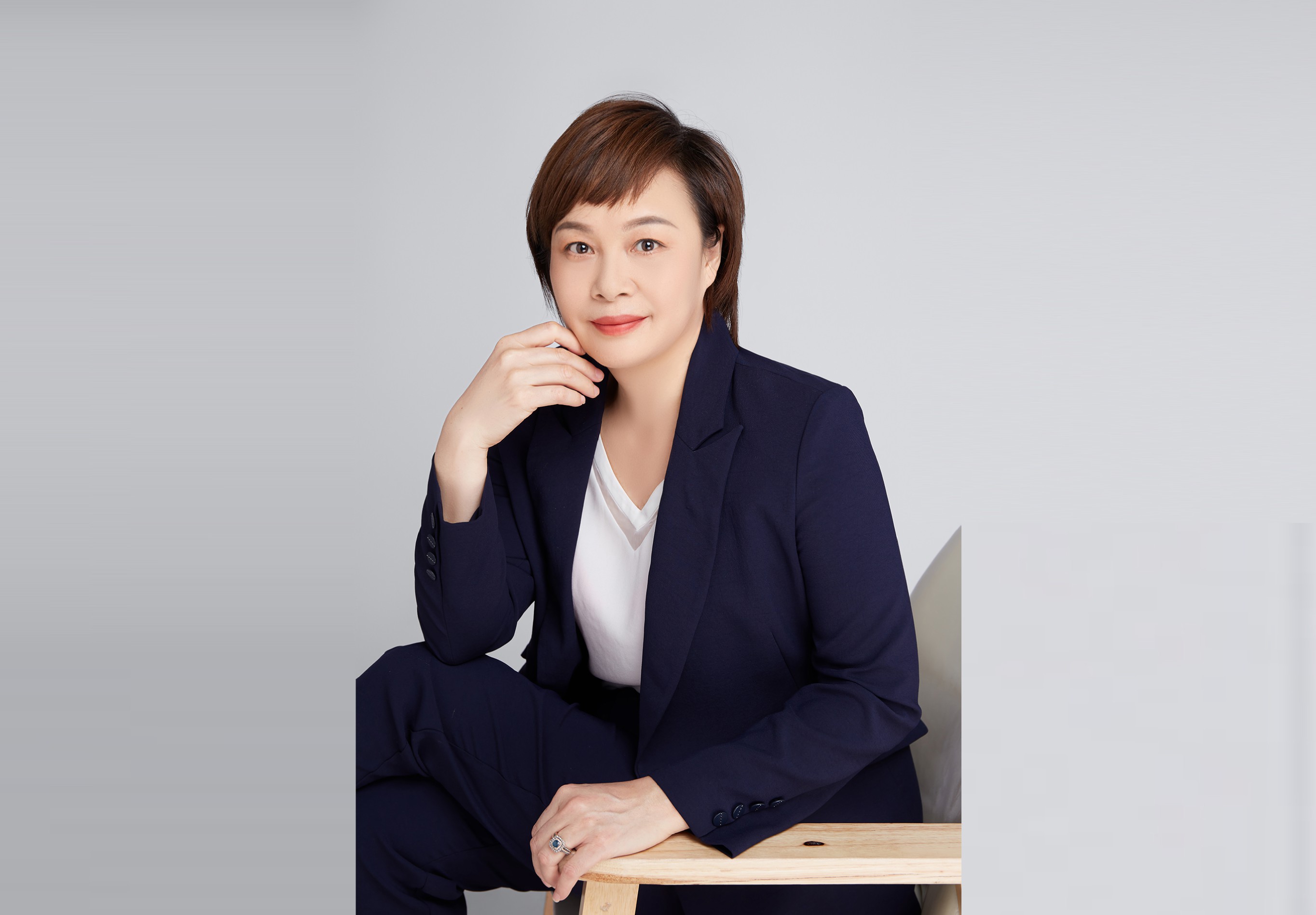 常务副会长--刘艳华